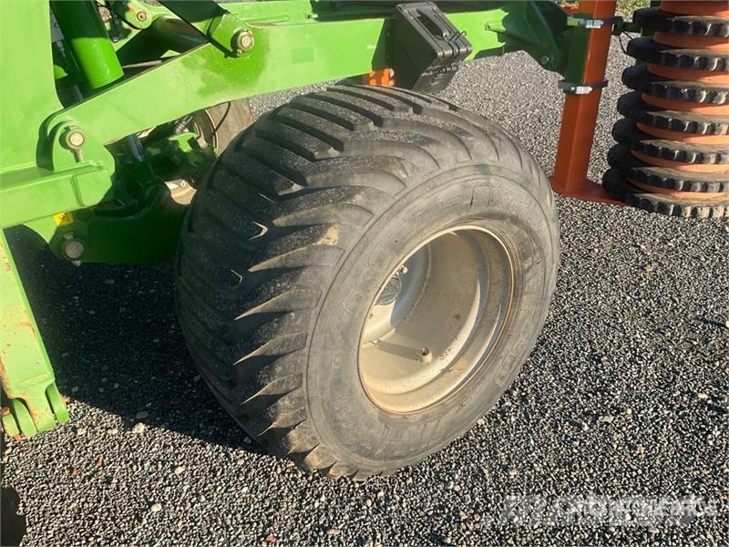 Amazone Catros+ 9003-2TX Disc Harrow Grape cu disc