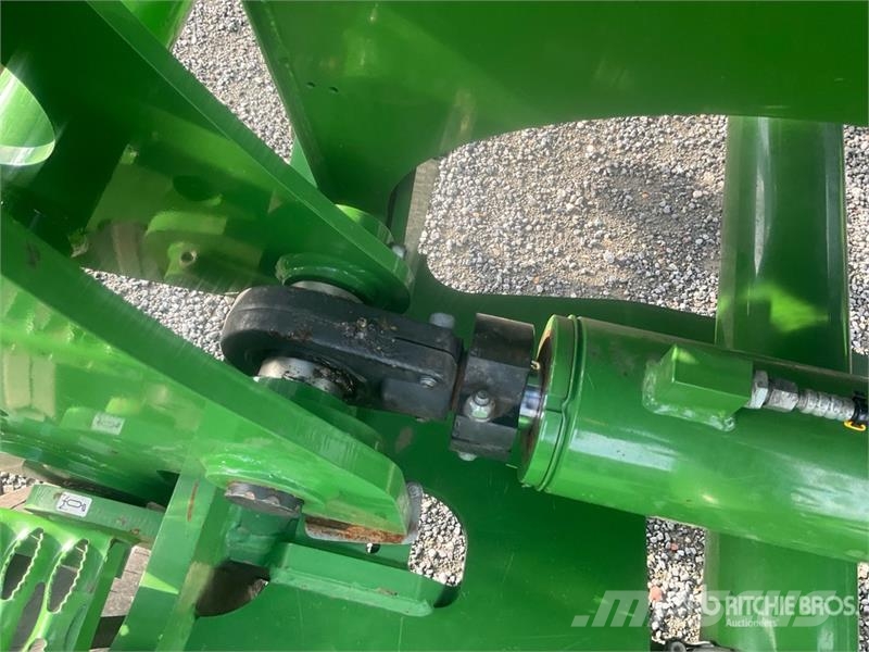 Amazone Cayena 6001-C Combination Seed Drill Perfuradoras