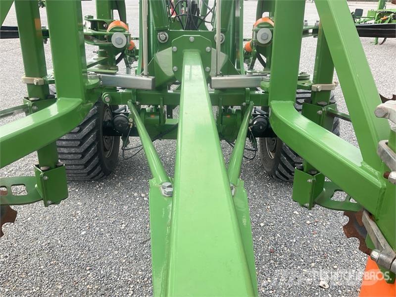 Amazone Cenius 6003-2TX Cultivator Grubber