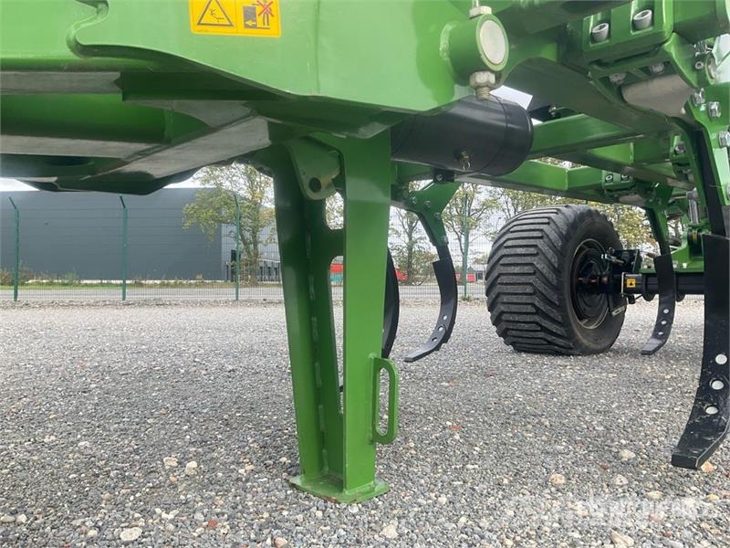 Amazone Cenius 6003-2TX Cultivator Grubber