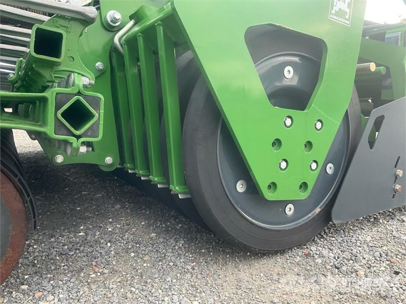 Amazone Centaya 3000 Super C - Super 2000 Seed Drill Drillmaschinen