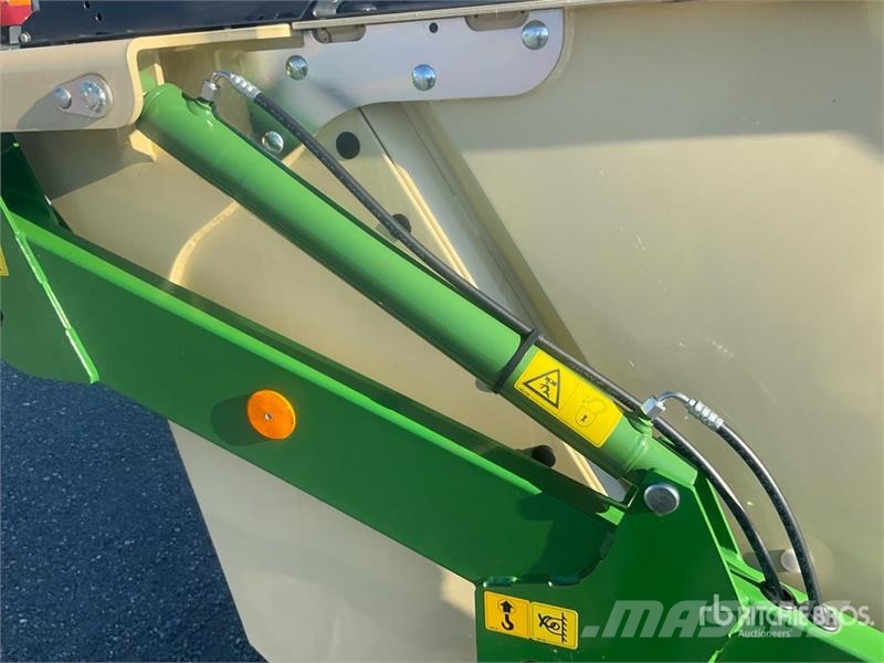 Amazone Grasshopper Drive 1500 SmartCut Pull Type Fairway  Fairway klippere