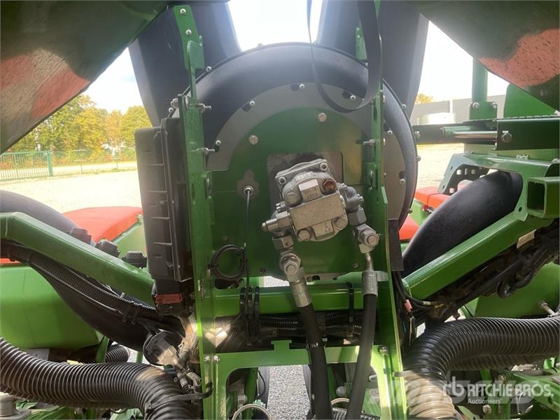 Amazone Precea 4500-2CC Super Air Seeder Drillmaschinen