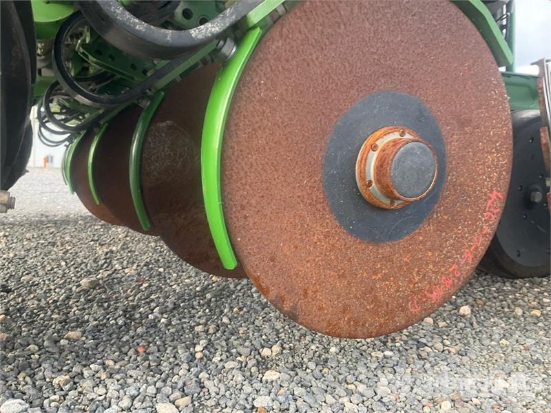 Amazone Precea 4500-2CC Super Air Seeder Drillmaschinen