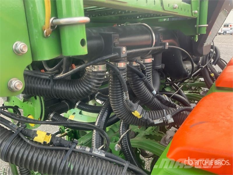 Amazone Precea 4500-2CC Super Air Seeder Drillmaschinen