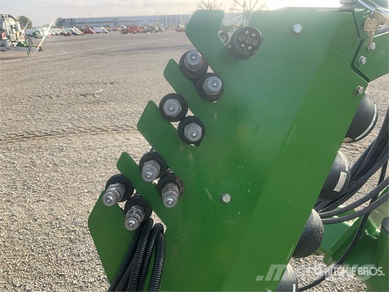 Amazone Tyrok 400V-OL 7 Bottom Reversible Plow Váltvaforgató ekék
