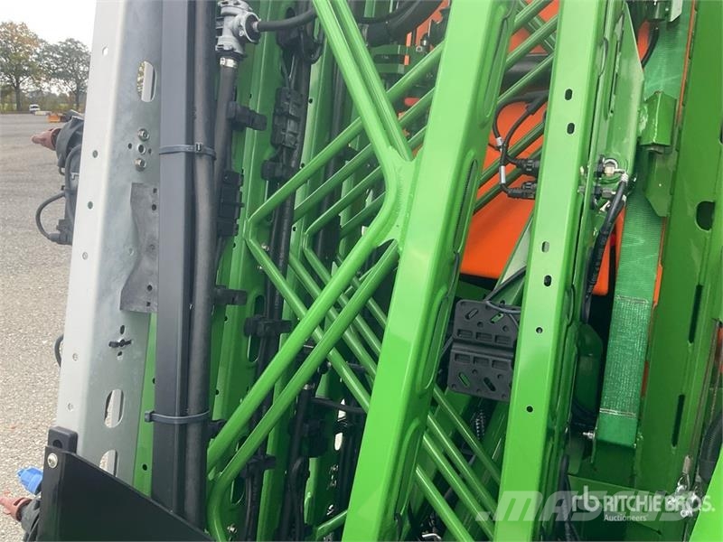 Amazone UF2002 30 m 3-Point Hitch Sprayer Vlečne škropilnice
