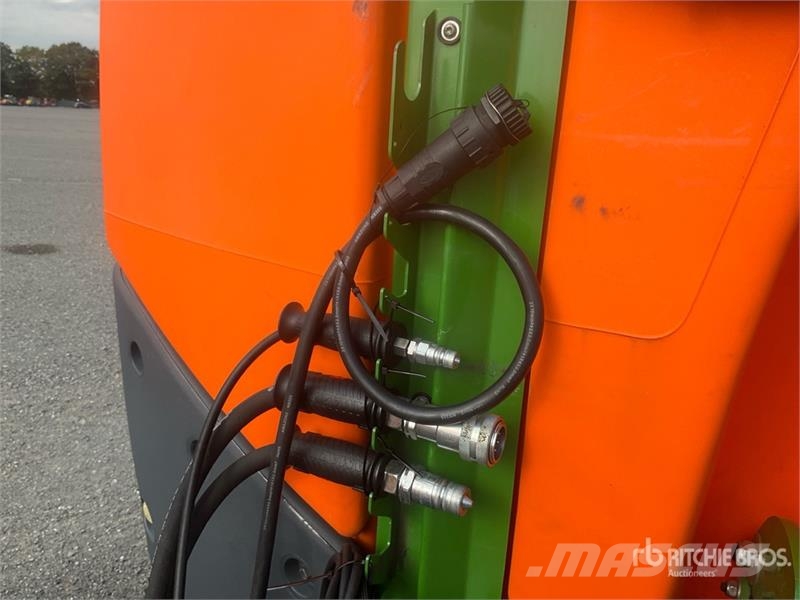 Amazone UF2002 30 m 3-Point Hitch Sprayer Vlečne škropilnice