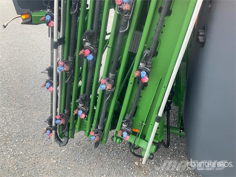 Amazone UF2002 30 m 3-Point Hitch Sprayer Vlečne škropilnice