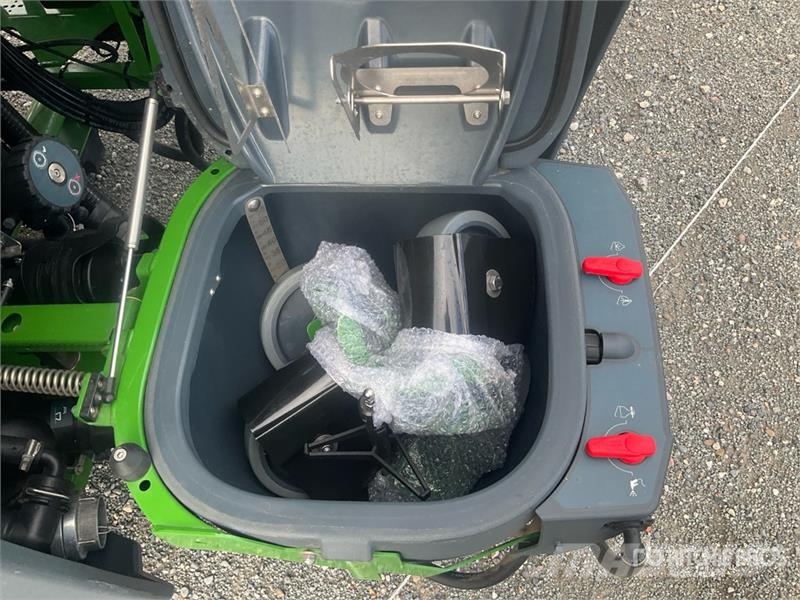 Amazone UF2002 30 m 3-Point Hitch Sprayer Vlečne škropilnice