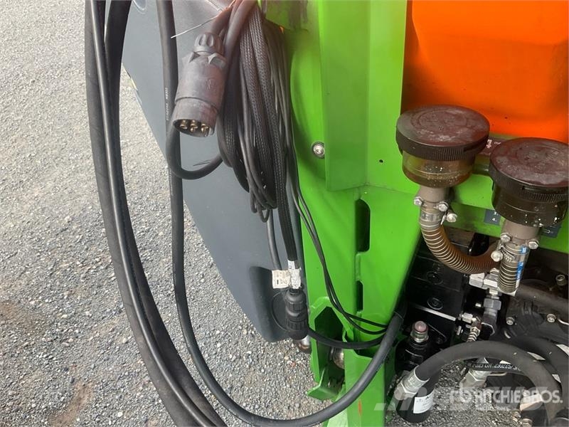 Amazone UF2002 30 m 3-Point Hitch Sprayer Vlečne škropilnice