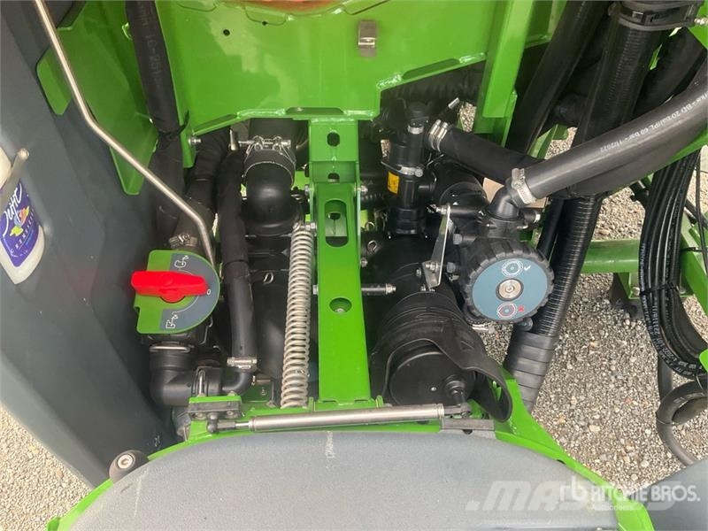 Amazone UF2002 30 m 3-Point Hitch Sprayer Vlečne škropilnice