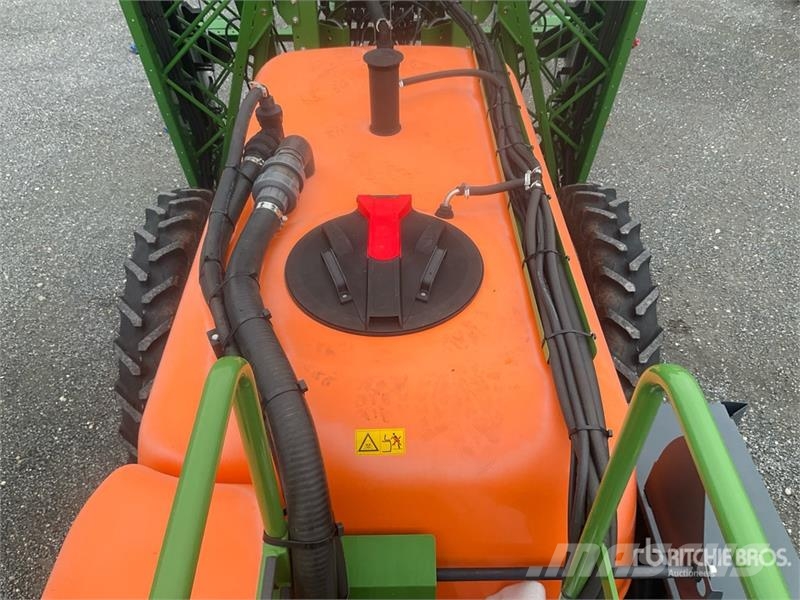 Amazone UG 2200 24 m 3-Point Hitch Sprayer Anhängespritzen