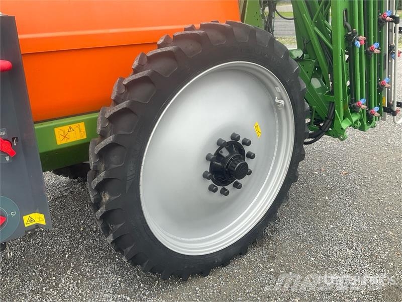 Amazone UG 2200 24 m 3-Point Hitch Sprayer Anhängespritzen