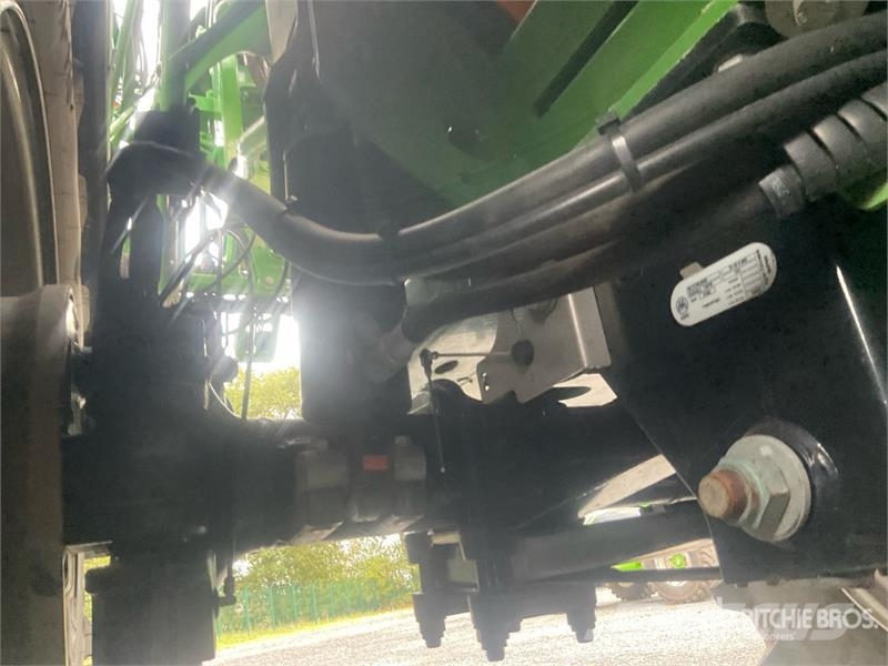 Amazone UX 11200 Super 40 m T/A Pull-Type Sprayer Anhängespritzen