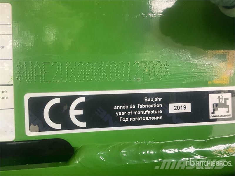Amazone UX 11200 Super 40 m T/A Pull-Type Sprayer Anhängespritzen
