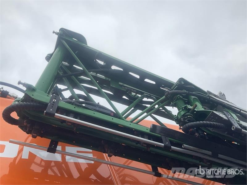 Amazone UX 11200 Super 40 m T/A Pull-Type Sprayer Anhängespritzen