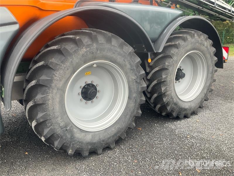 Amazone UX 11200 Super 40 m T/A Pull-Type Sprayer Anhängespritzen