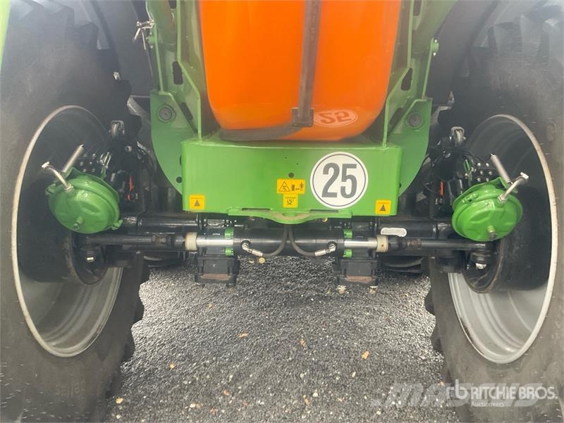Amazone UX 11200 Super 40 m T/A Pull-Type Sprayer Anhängespritzen