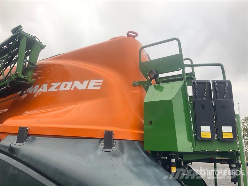 Amazone UX 11200 Super 40 m T/A Pull-Type Sprayer Anhängespritzen