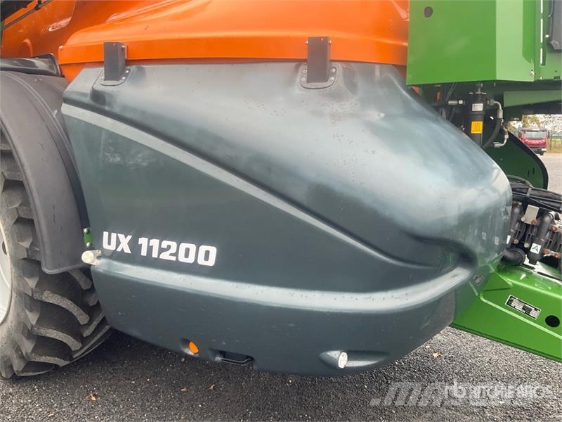 Amazone UX 11200 Super 40 m T/A Pull-Type Sprayer Anhängespritzen