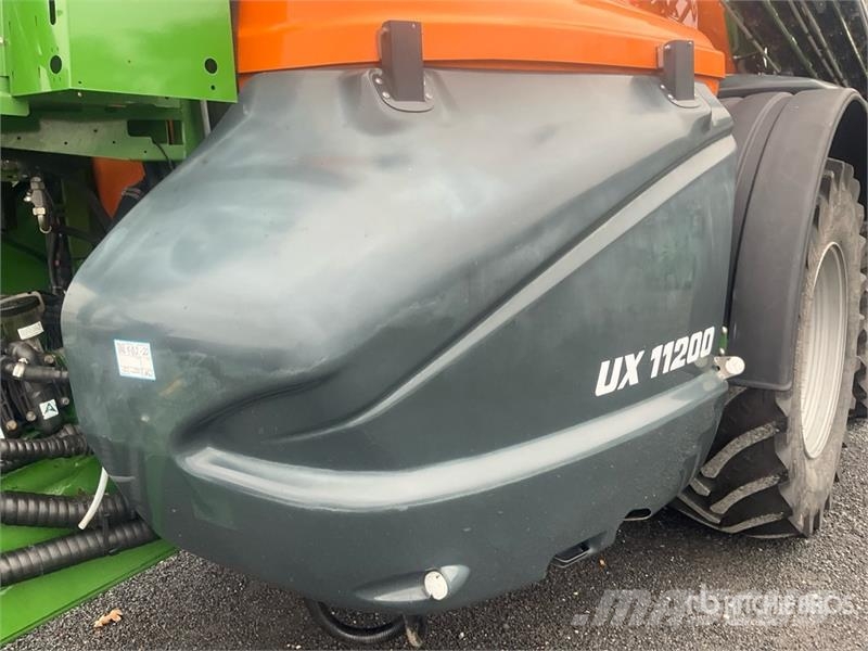 Amazone UX 11200 Super 40 m T/A Pull-Type Sprayer Anhängespritzen