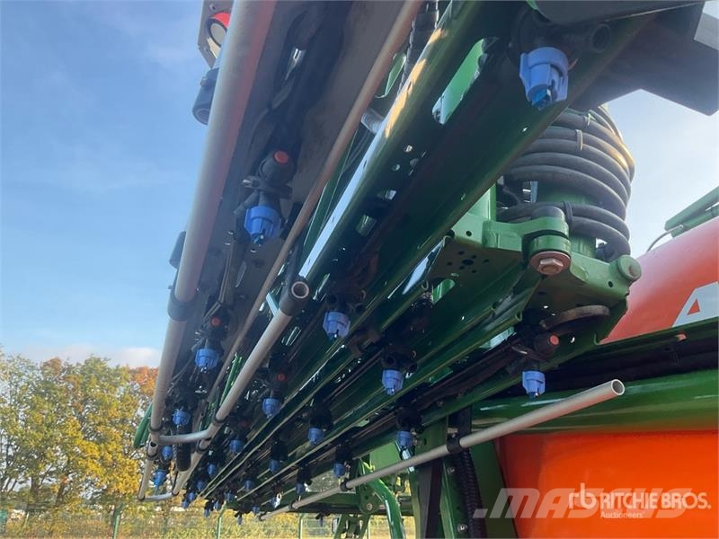 Amazone UX 4201 Super 30 m Pull-Type Sprayer Opryskiwacze zaczepiane