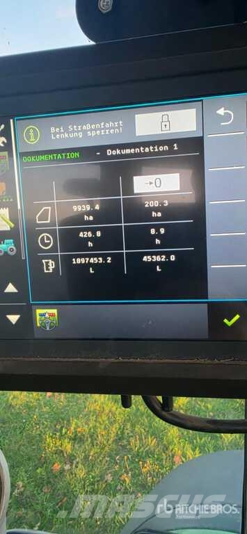 Amazone UX 4201 Super 30 m Pull-Type Sprayer Prikabinami purkštuvai