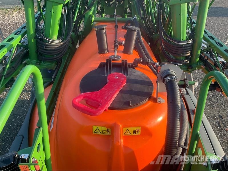 Amazone UX 4201 Super 30 m Pull-Type Sprayer Opryskiwacze zaczepiane