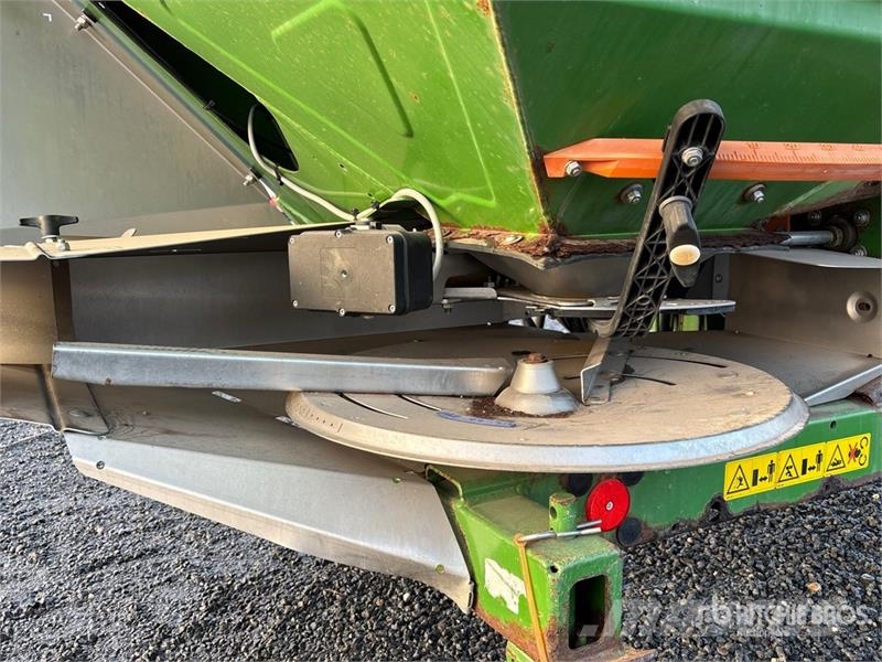 Amazone ZA-M 3600 Ultra Profis Hydro 3-Point twin-disc Fer Pulverizadoras de fertilizante