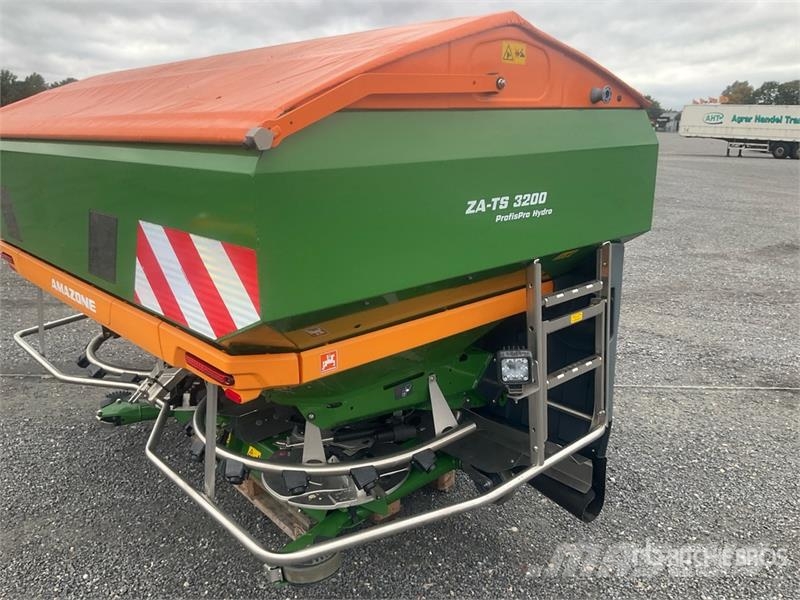 Amazone ZA-TS 3200 Ultra Profis Hydro Fertilizer Spreader Liquid fertilizer applicators