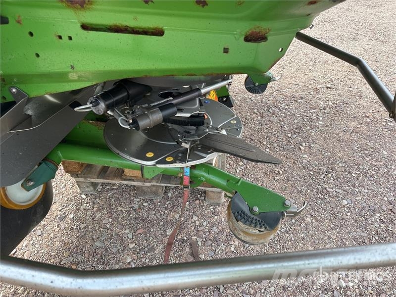 Amazone ZA-TS 4200 3-Point Profis Tronic Fertilizer Spread Razpršilniki tekočega gnoja