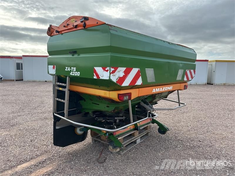 Amazone ZA-TS 4200 3-Point Profis Tronic Fertilizer Spread Razpršilniki tekočega gnoja