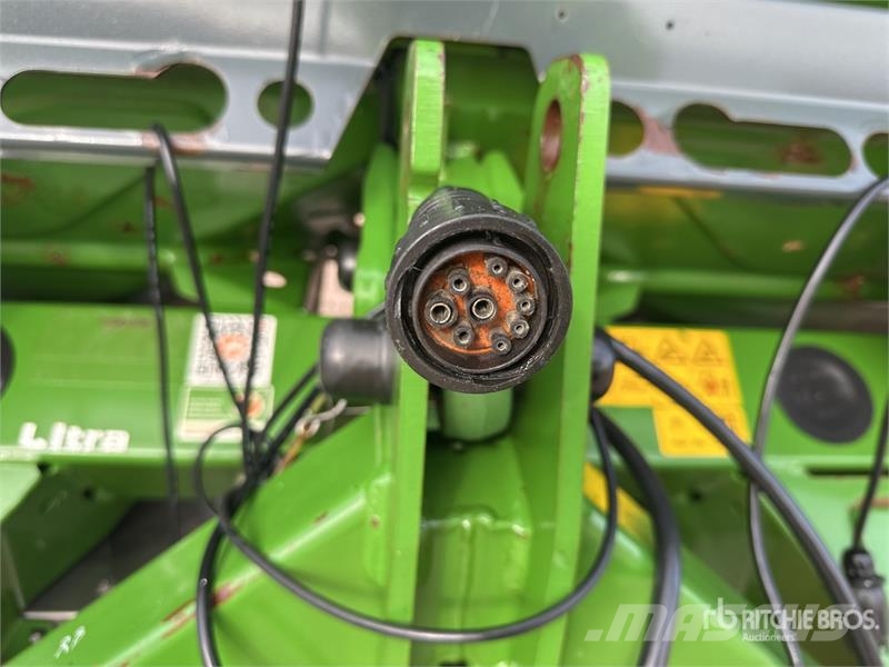 Amazone ZA-TS 4200 3-Point Profis Tronic Fertilizer Spread Razpršilniki tekočega gnoja