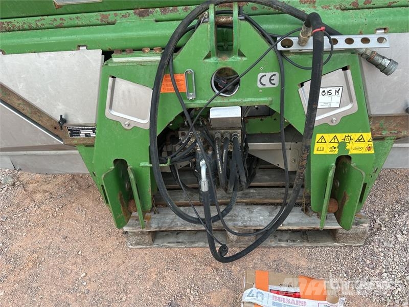 Amazone ZAM Ultra 3-Point 3600 kg Fertilizer Spreader Flüssigdüngerstreuer