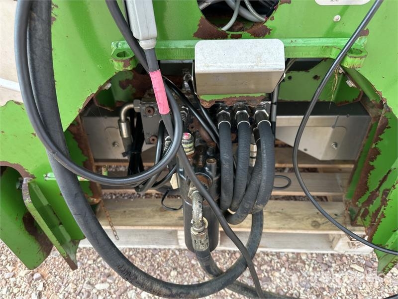 Amazone ZAM Ultra 3000 ProfiS Hydro Fertilizer Spreader Vedelväetise külvikud