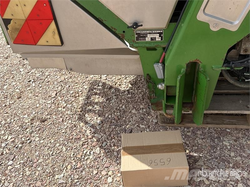 Amazone ZAM Ultra 3000 ProfiS Hydro Fertilizer Spreader Vedelväetise külvikud