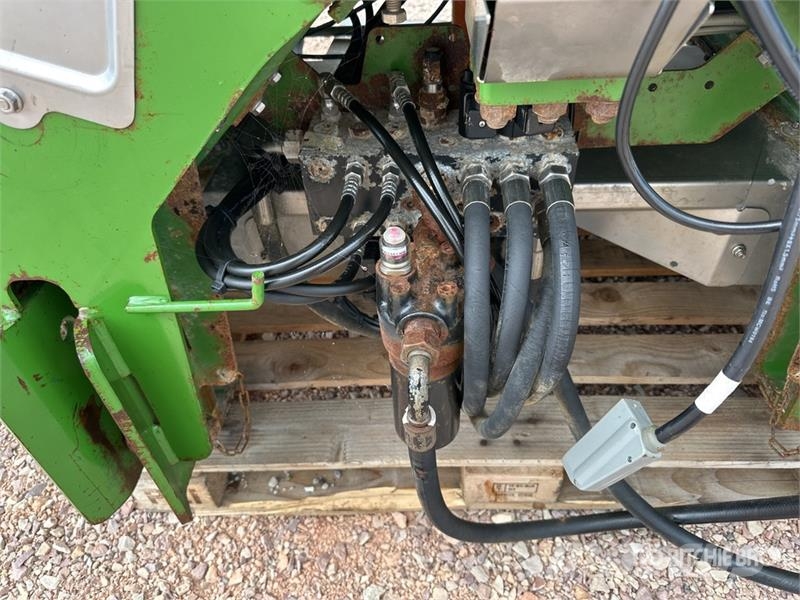 Amazone ZAM Ultra 3000 ProfiS Hydro Fertilizer Spreader Пръскачки на торове