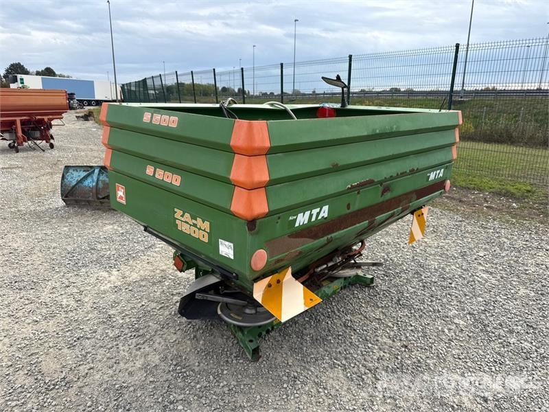 Amazone ZAM500 Fertilizer Spreader معدات رش أسمدة