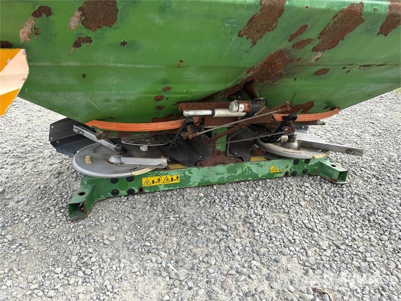 Amazone ZAM500 Fertilizer Spreader معدات رش أسمدة
