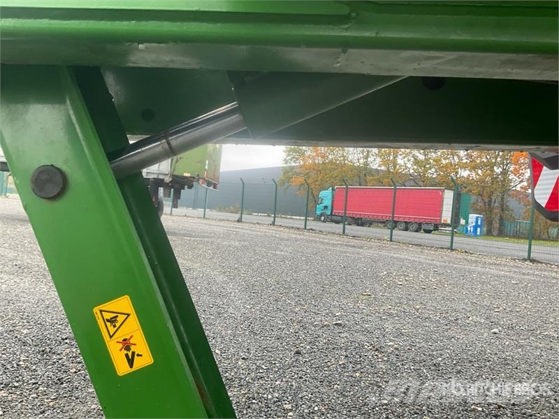 Amazone ZG-TS 7501 ProfisPro Pull-Type Fertilizer Spreader Flüssigdüngerstreuer