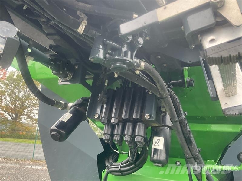 Amazone ZG-TS 7501 ProfisPro Pull-Type Fertilizer Spreader Flüssigdüngerstreuer