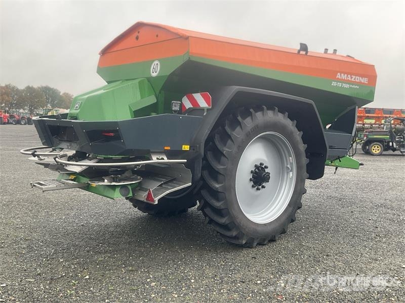 Amazone ZG-TS 7501 ProfisPro Pull-Type Fertilizer Spreader Flüssigdüngerstreuer