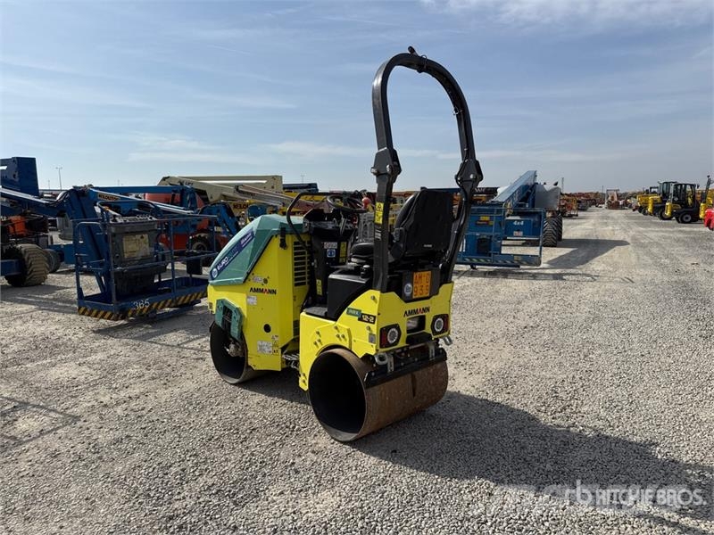 Ammann ARX 12 Double Drum Roller مداحل ثنائية الاسطوانة