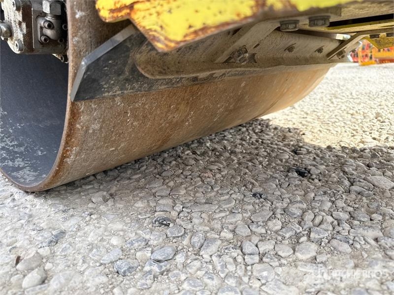 Ammann ARX 12 Double Drum Roller مداحل ثنائية الاسطوانة