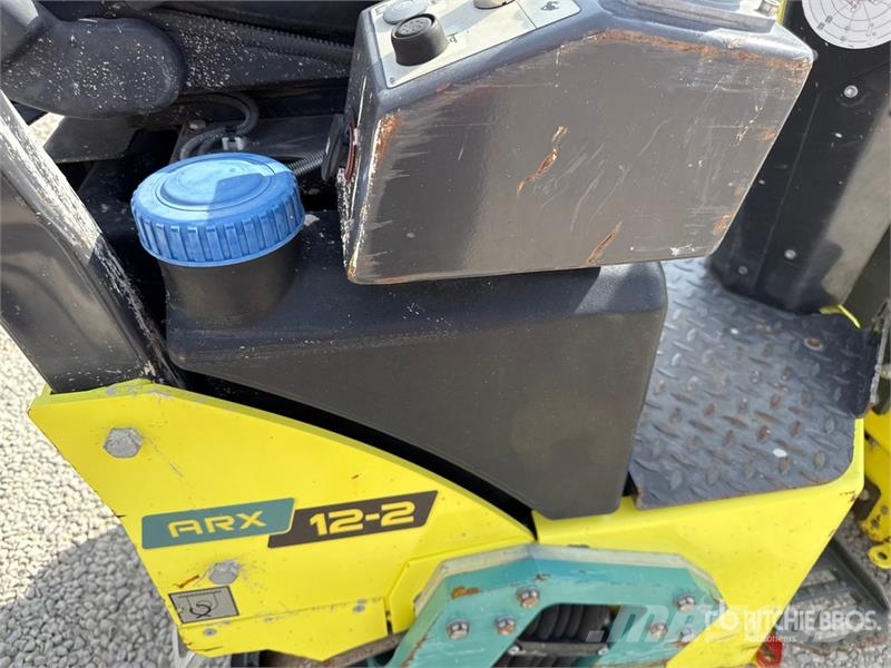 Ammann ARX 12 Double Drum Roller مداحل ثنائية الاسطوانة