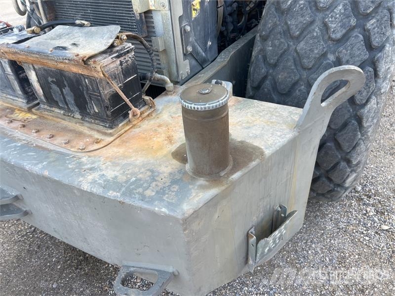 Ammann ASC170 Compacteur Monocylindre Smooth Drum Compact Rulli monotamburo