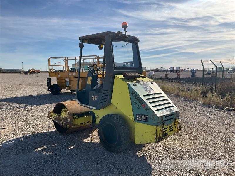 Ammann RW35 Smooth Drum Compactor Enkelt tromle