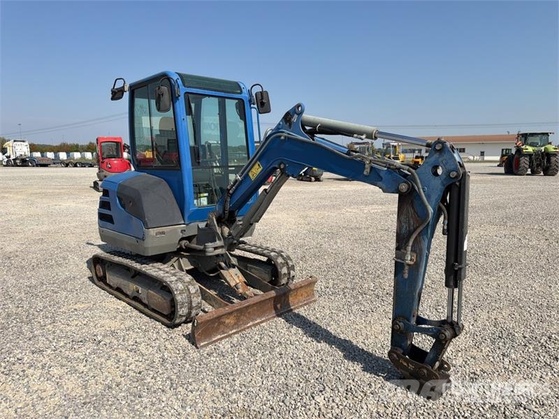 Ammann Yanmar SV26 Mini Excavator Mini excavadoras < 7t