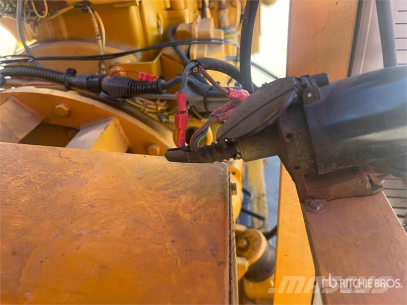 Ansaldo M2B 315 SB4 250 kVA Skid-Mounted Generator Set Дизелови генератори